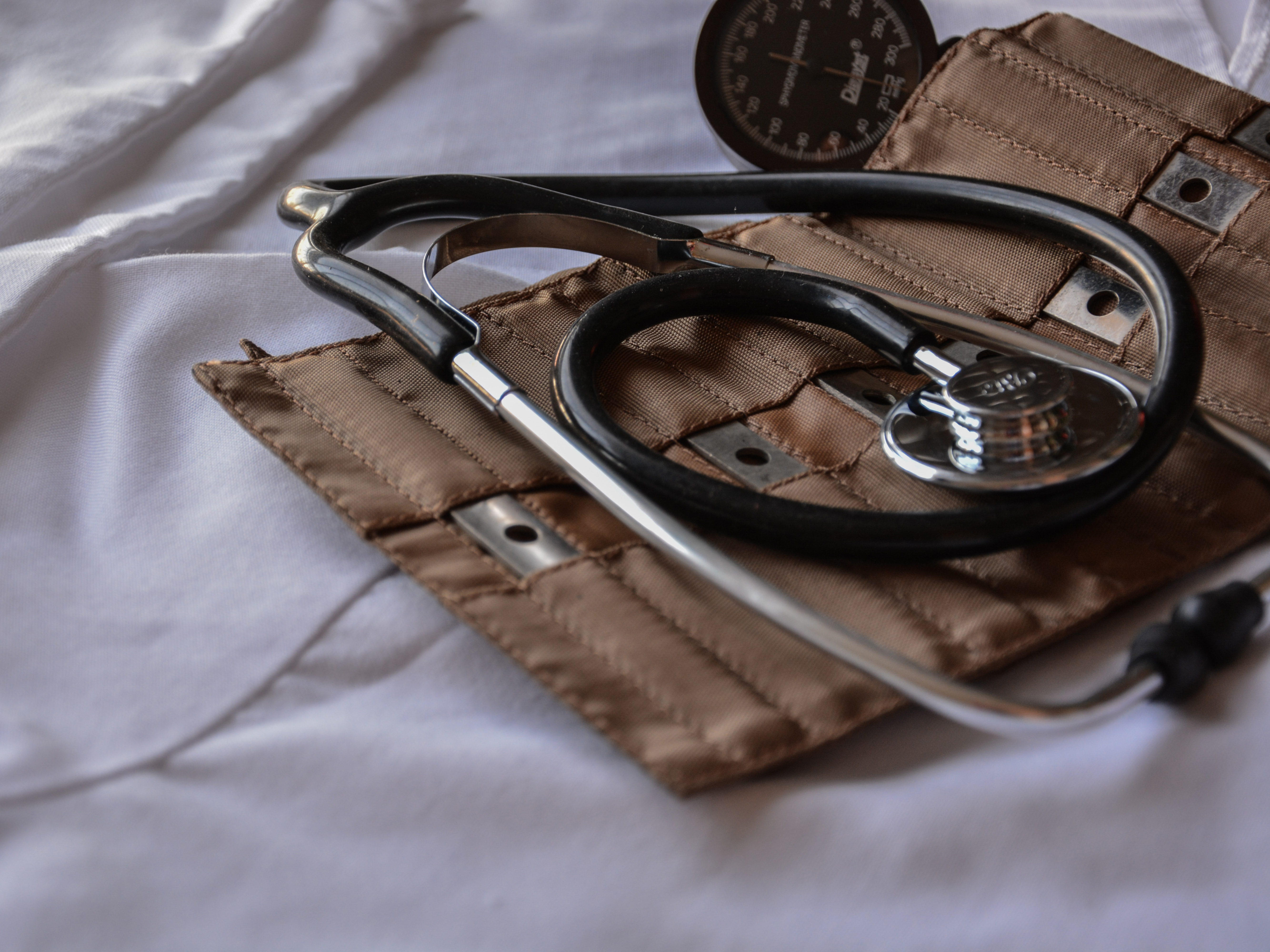 养老院内设医疗机构符合条件可纳入医保 万亿市场迎来红利